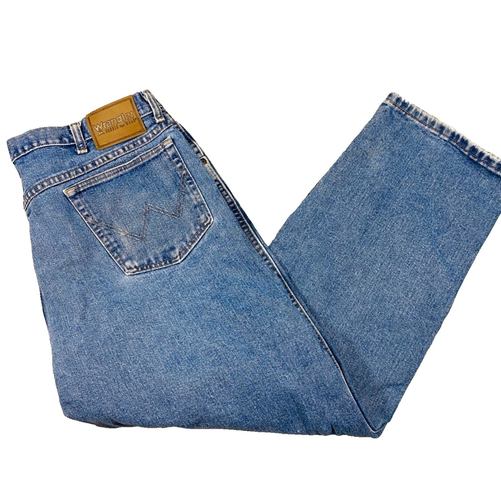 Wrangler Rugged Wear‎ Jeans Mens 40x29 Blue Straight Leg Premium Denim 35001AI